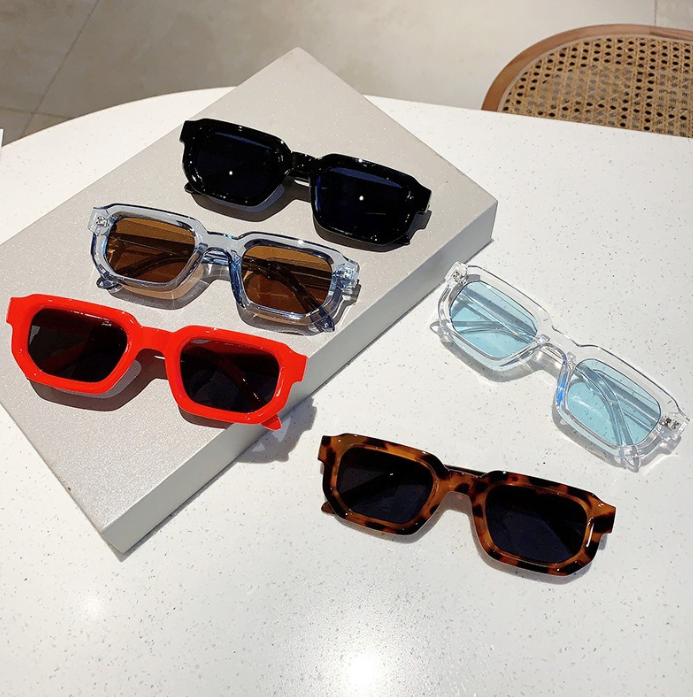 Fashionable PC UV400 Sunglasses Tiktok Hot Selling Unisex Eyewear Wholesale Factory Cheap Sunglasses Custom logo