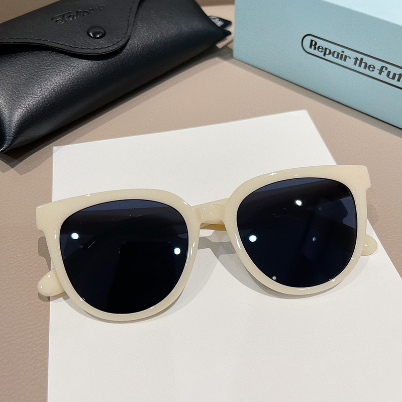 Custom Logo Sunglasses