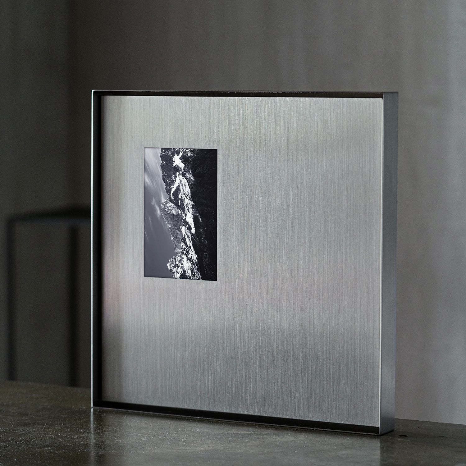 Stainless Steel Photo Frame Brushed Metal Matte Finish Anti-fingerprint Minimalist Durable Eco-Friendly Wholesale Customizable