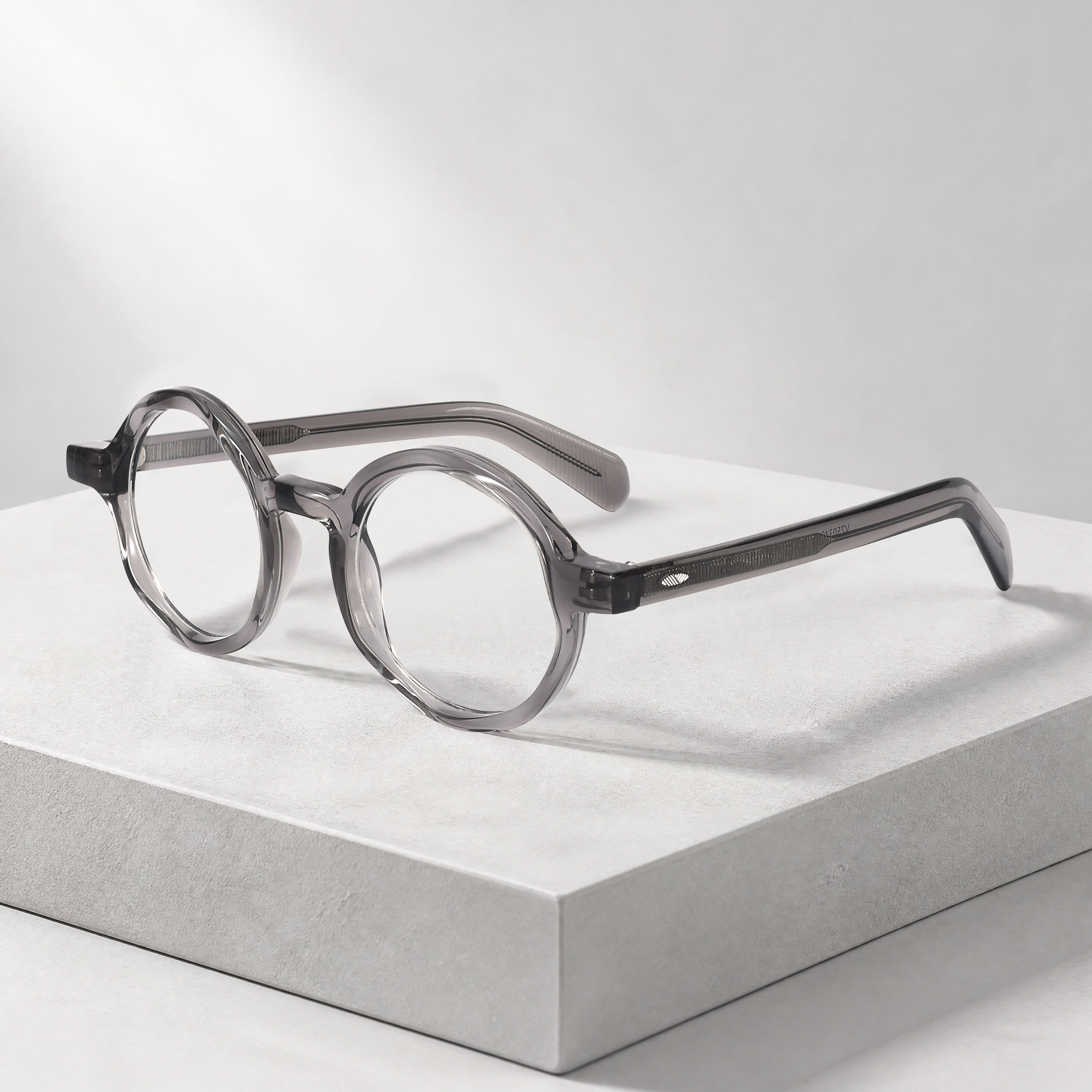 Retro Rivet Round Stylish Eyeglasses Uneven Design Front Frame High Quality Transparent Grey Acetate Optical Frame Custom Logo
